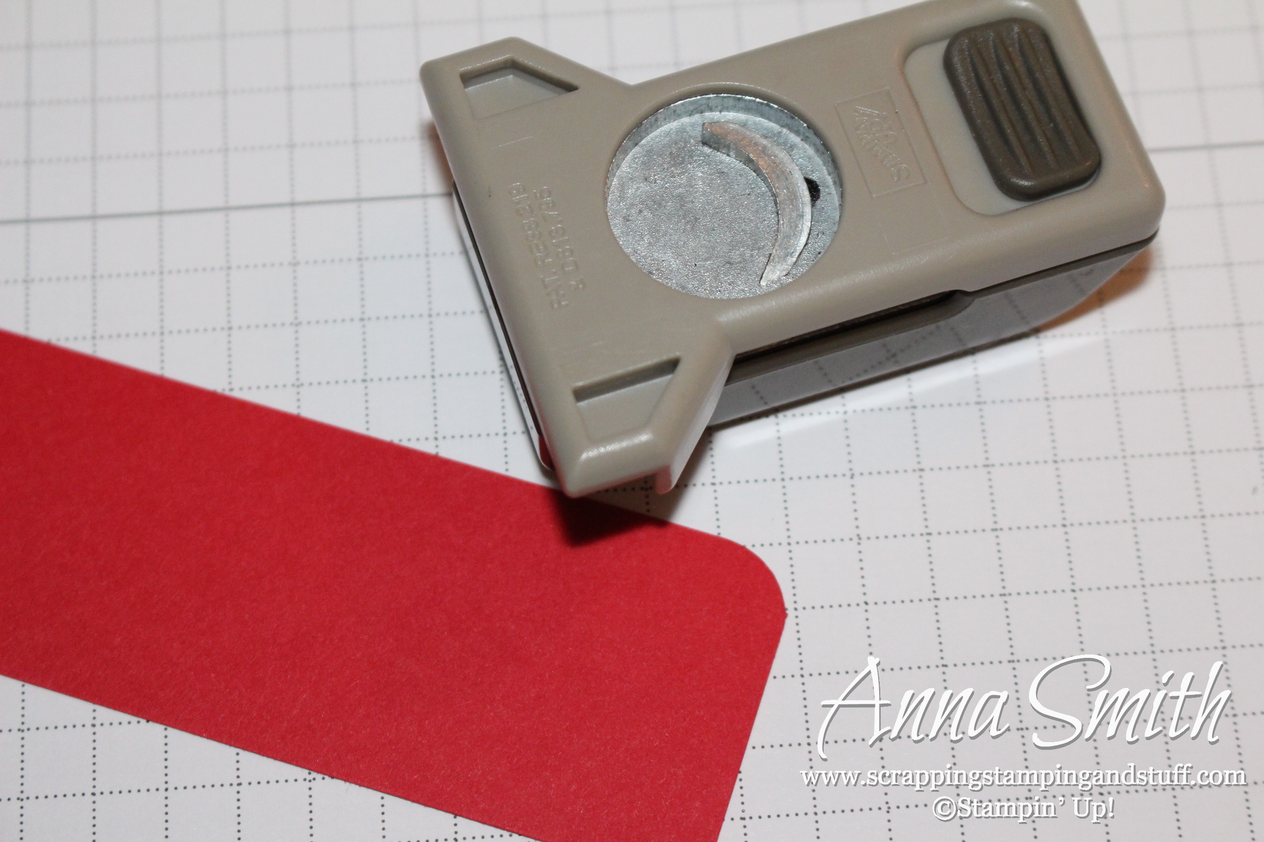 Tuesday Tip: Using the Project Life Corner Punch