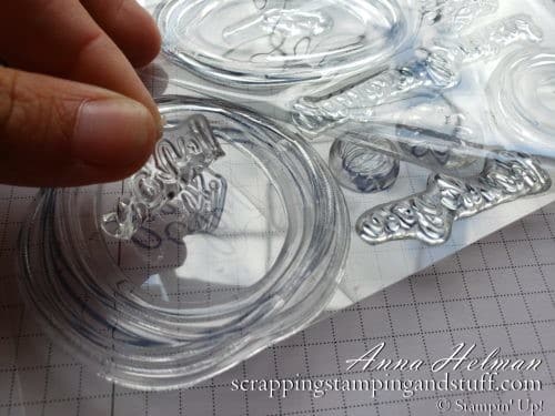 Cardmaking 101 Lesson 1: Learn to Make Pretty Handmade Cards With These Picture Tutorials