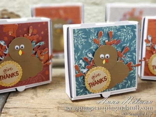 Cute DIY turkey treats Thanksgiving treat boxes! Make perfect table toppers, table decorations, or place cards!