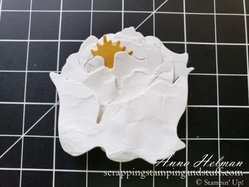 Learn this quick trick for how to make a beautiful, realistic Stampin Up Prized Peony flower with absolutely no sponging!