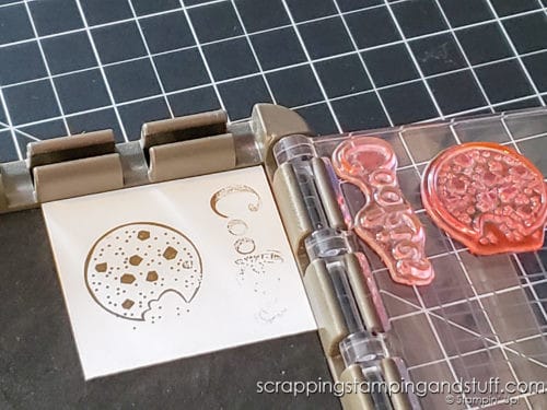 Take a look at today's card making hack and get your edges to stamp perfectly while using the MISTI or Stamparatus. Works every time!