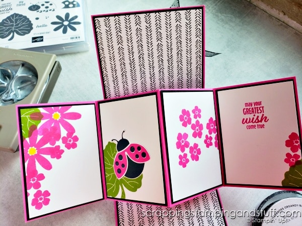 Click to make this twist & pop card to wow your family and friends! Includes fun fold card tutorial and full instructions.