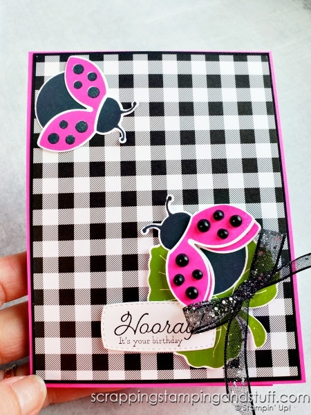 Click to make this twist & pop card to wow your family and friends! Includes fun fold card tutorial and full instructions.