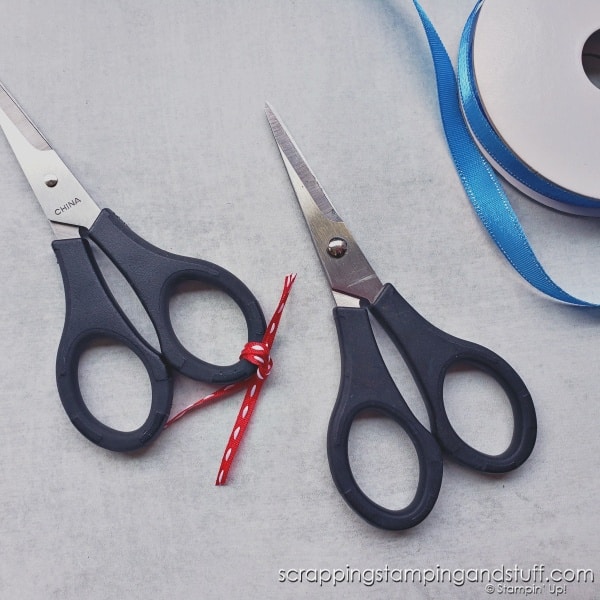 Awesome Tip To Always Have Sharp Scissors!