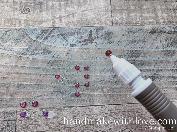 The Take Your Pick Tool is the best tool ever for crafting! Click to learn how to use the take your pick tool.