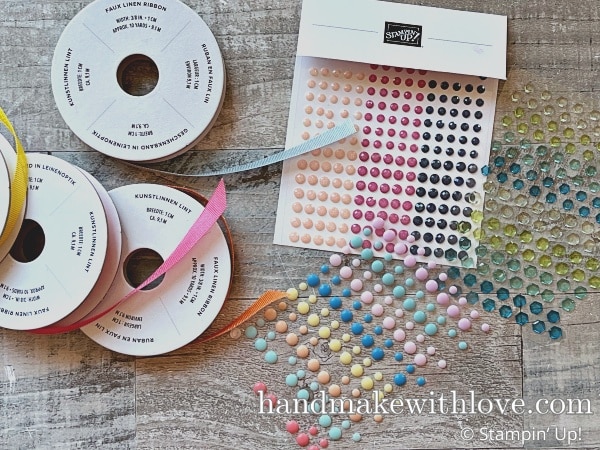 Click to see a hack for making ribbons and gems in any color! Save money and space in your craft collection with this awesome tip!